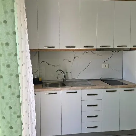 Apartment Ambla *